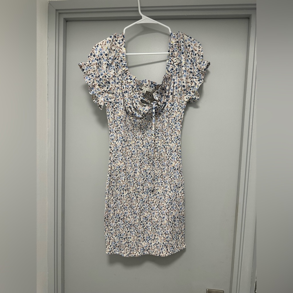 Haute Monde Floral Ruffled Scoop Neck Mini Dress - Blue & Cream